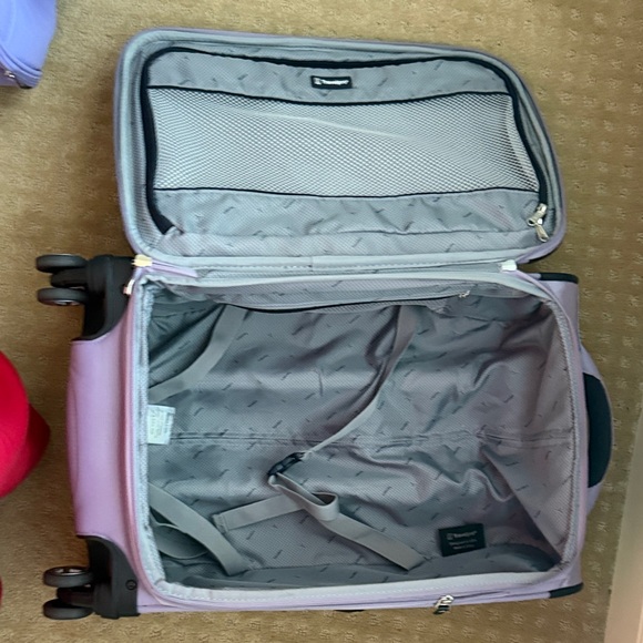 Purple Carry On Travel Pro - Picture 8 of 10